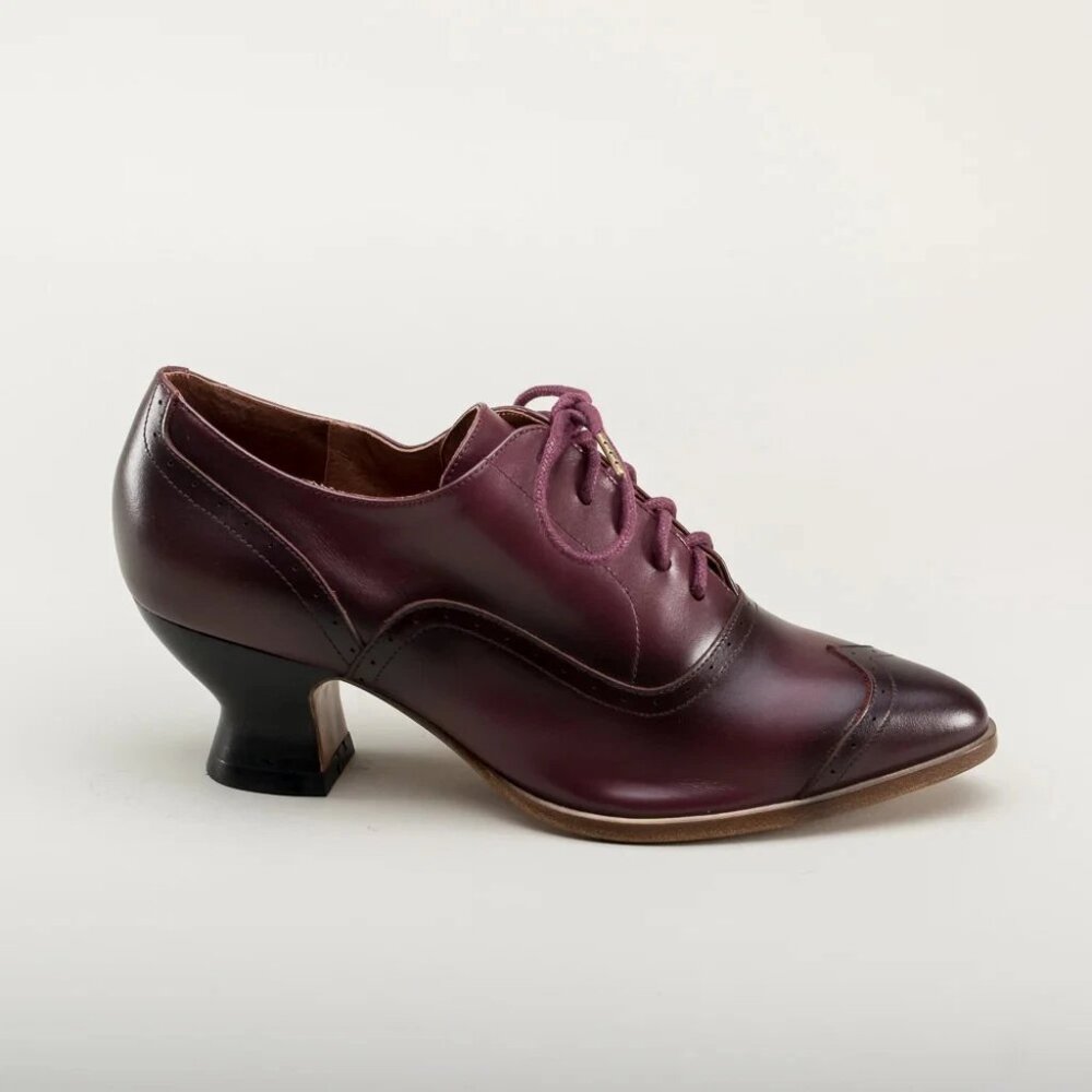 NEW NWOT American Duchess Brown/Burgandy Londoner Oxford Shoes 2 in heel Sz 6.5 - Picture 2 of 15